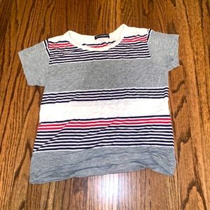 Brandy Melville tshirt